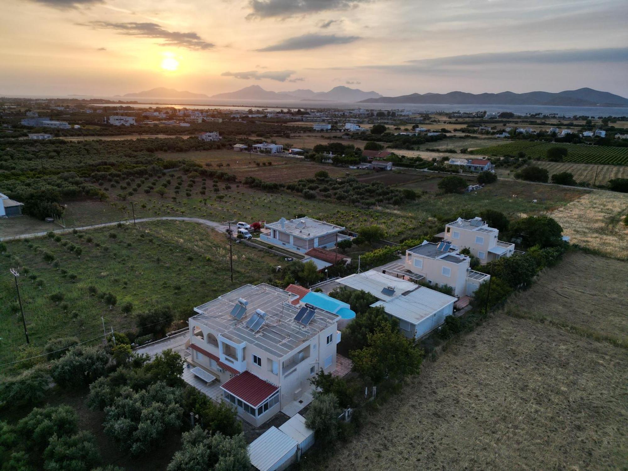 Elgreco Apartment, At Zipari, With Unique View "4" Ziparion Bagian luar foto